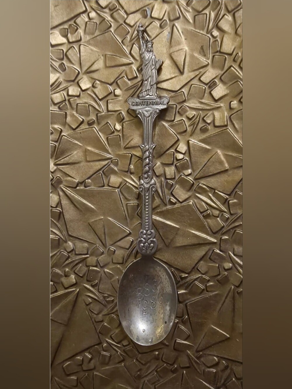 Decorative Silver-Tone Spoon Blue Delft Co. Inc. 1986 Centenial Memorabilia